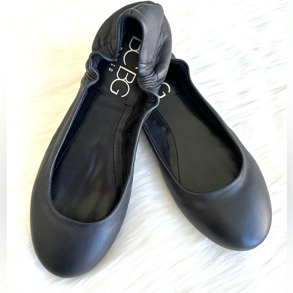 BCBG LEATHER FLATS